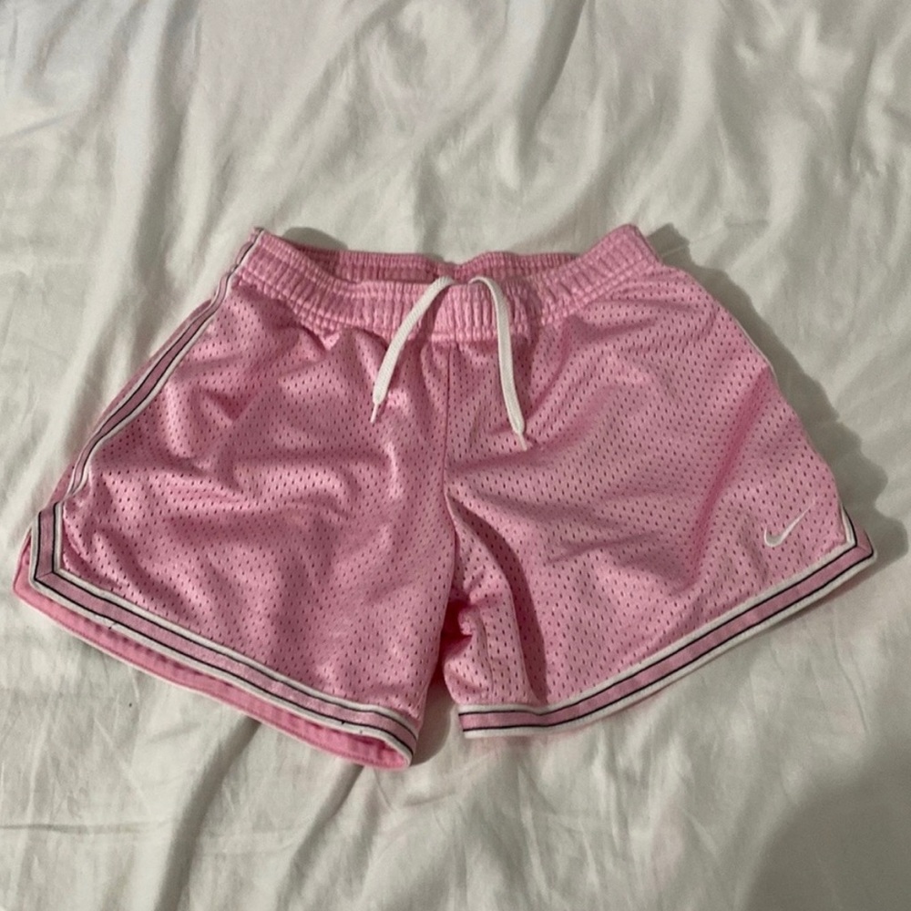 Nike shorts Great condition pink medium